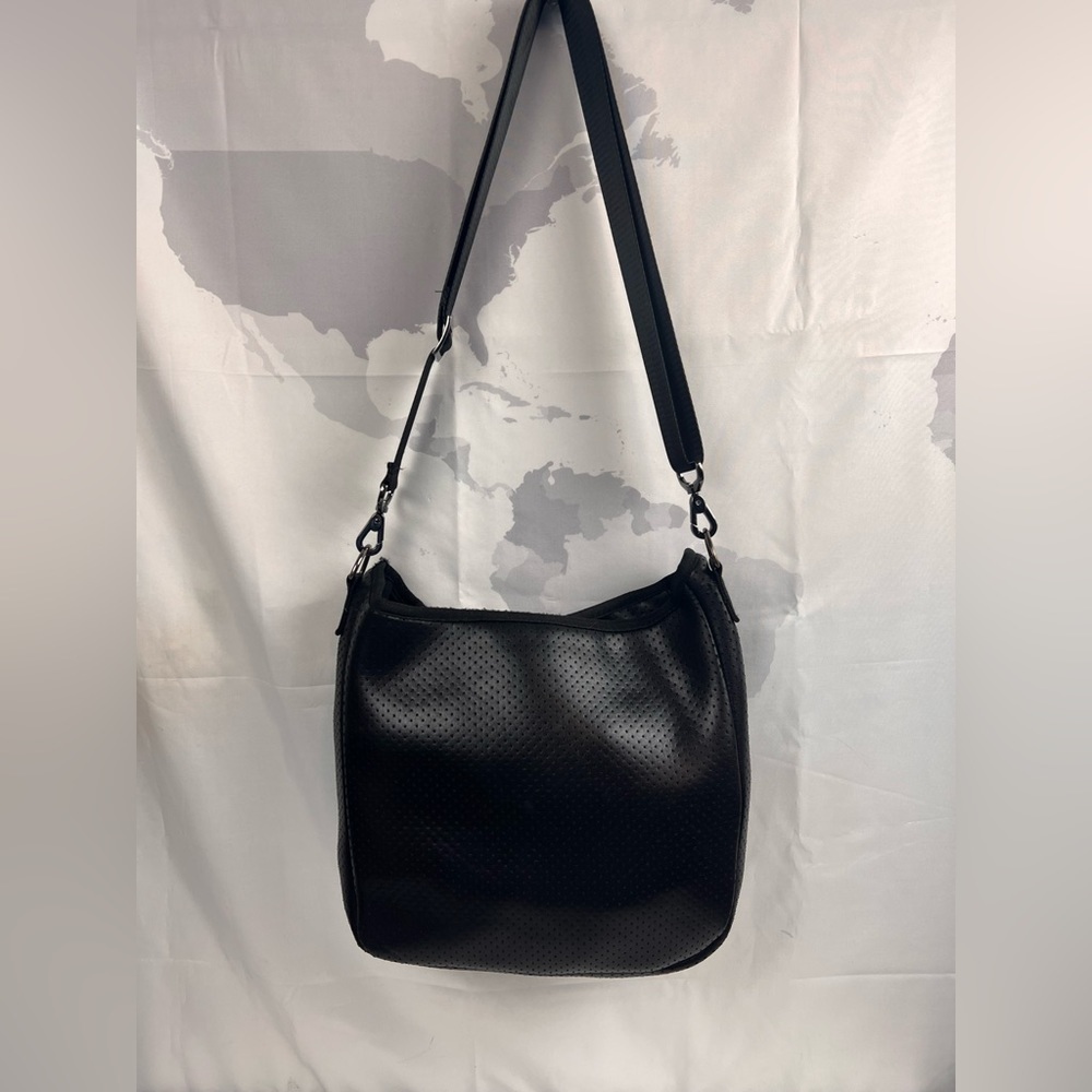 Haute Shore Blake Bello crossbody bag - Picture 2 of 9